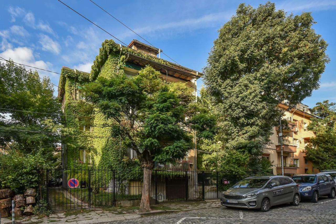 The Ivy House - A Cozy Attic Near The City Center By Flat Mаnager Sofia Exterior foto